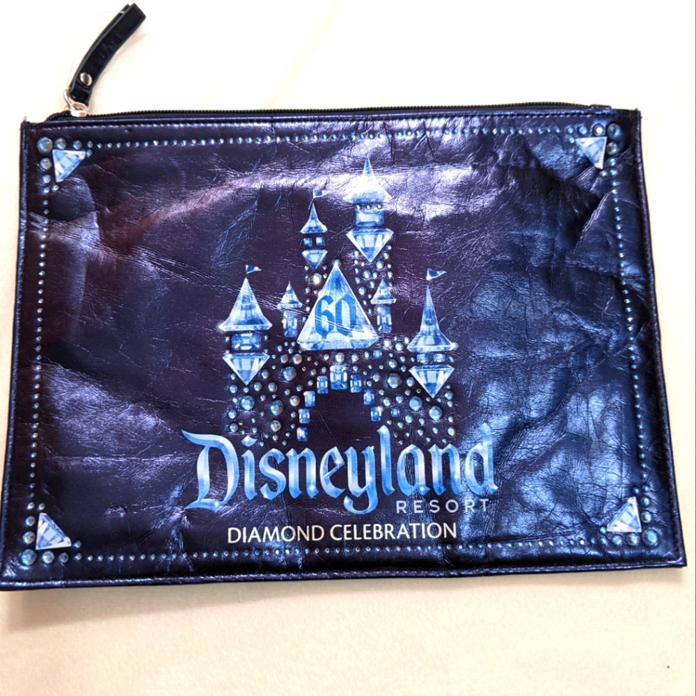 Disneyland **LIMITED EDITION** DIAMOND CELEBRATION zipper bag